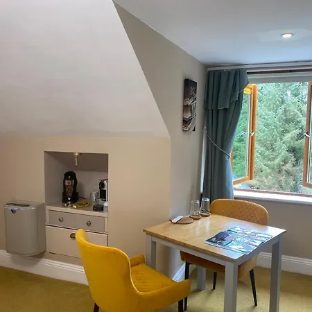 Forest View Woodland * Ballard