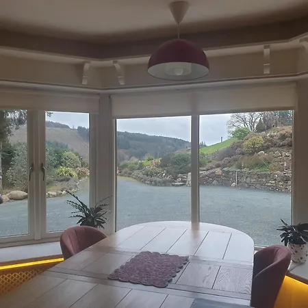 Forest View Woodland Ballard